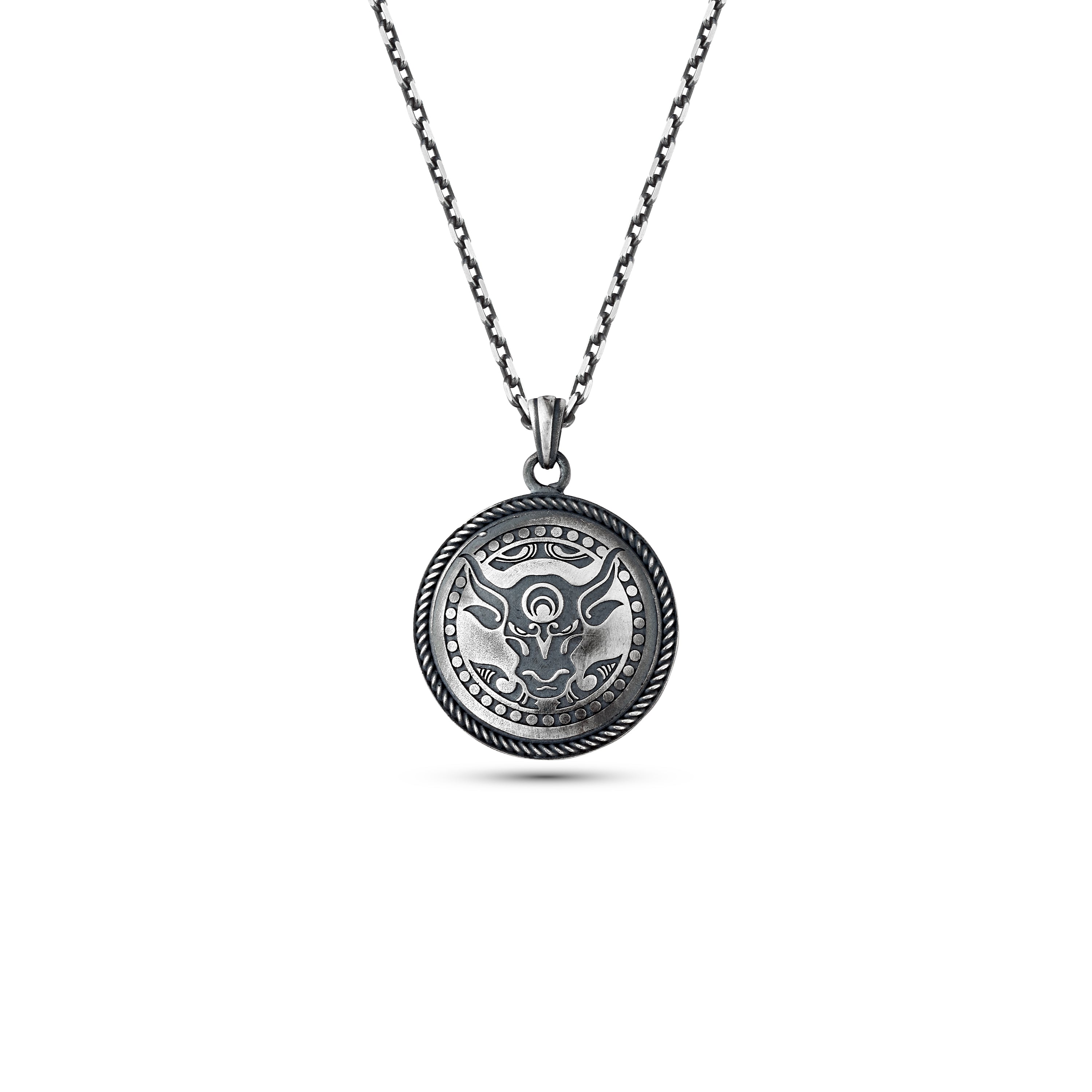 Bull Necklace in Sterling Silver