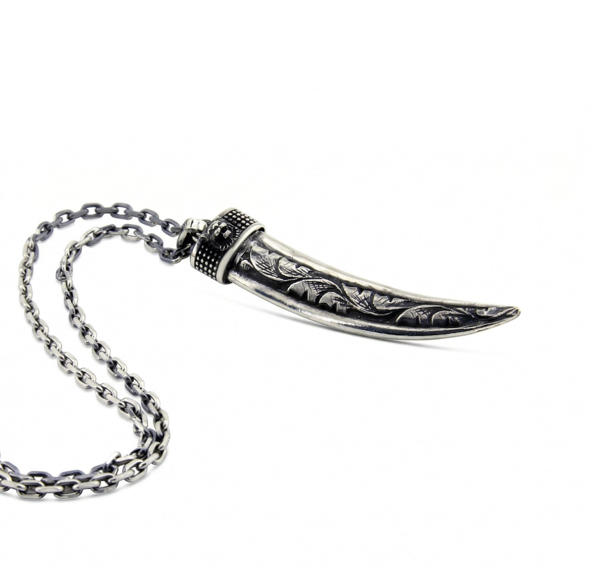 Claw Lion Engraved Necklace in Sterling Silver