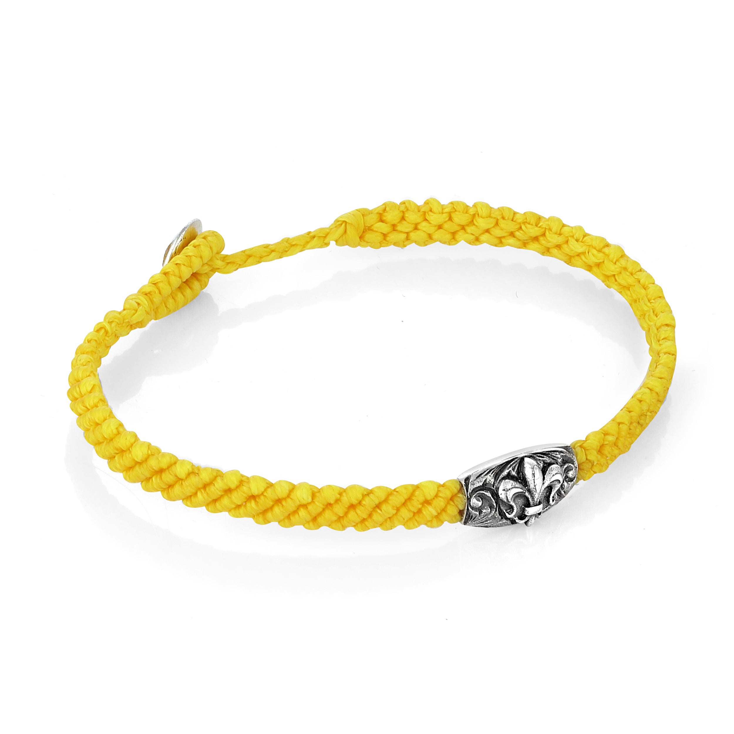 Macrame Fleur de Lis Disc Bracelet in Sterling Silver