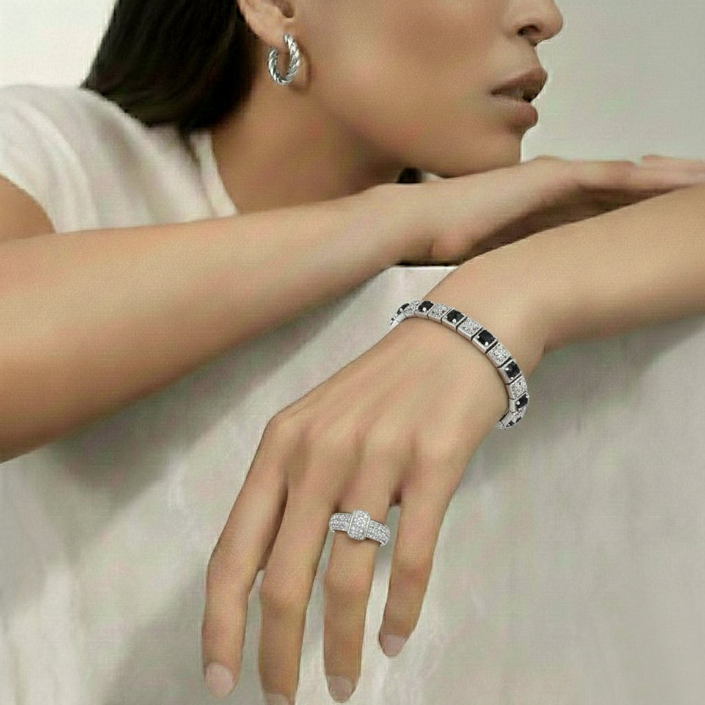 Rosette Zircon Bracelet in Sterling Silver