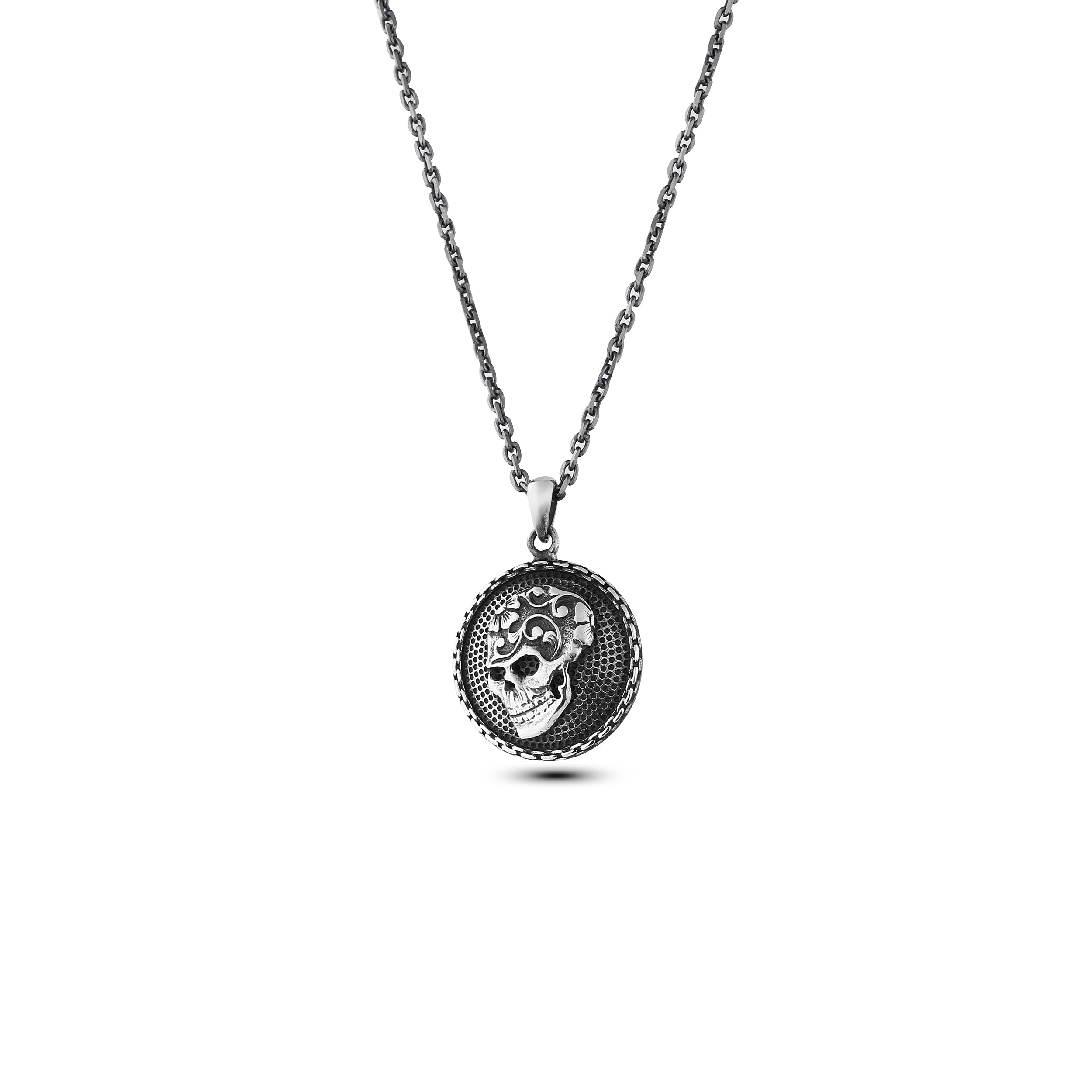 Warrior Chain Shield Skull Necklace in Sterling Silver