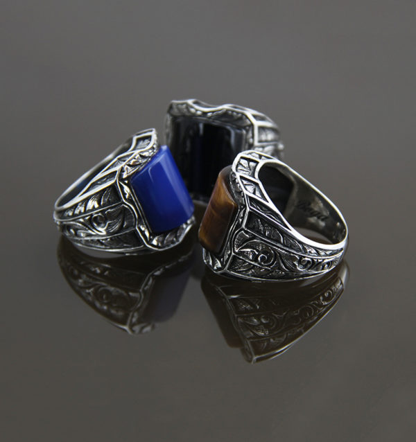 ENGRAVED KING GEM STONE – BLUE AGATE-ONYX-TIGER EYE B